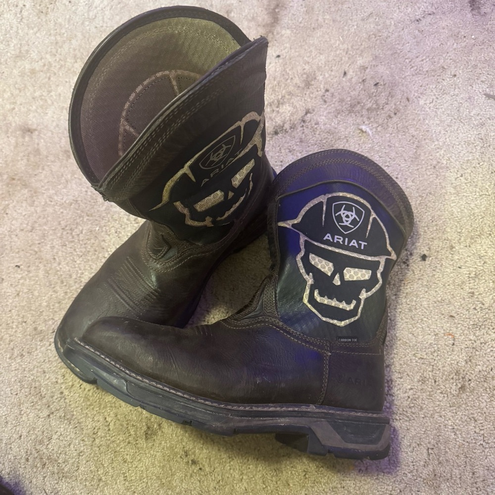 Men’s 10.5 VentTek Laboror Boots - Composite Toe